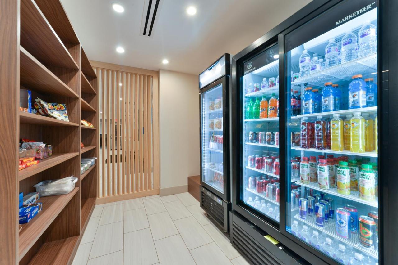Holiday Inn Express Orlando - South Park By Ihg Williamsburg Екстер'єр фото