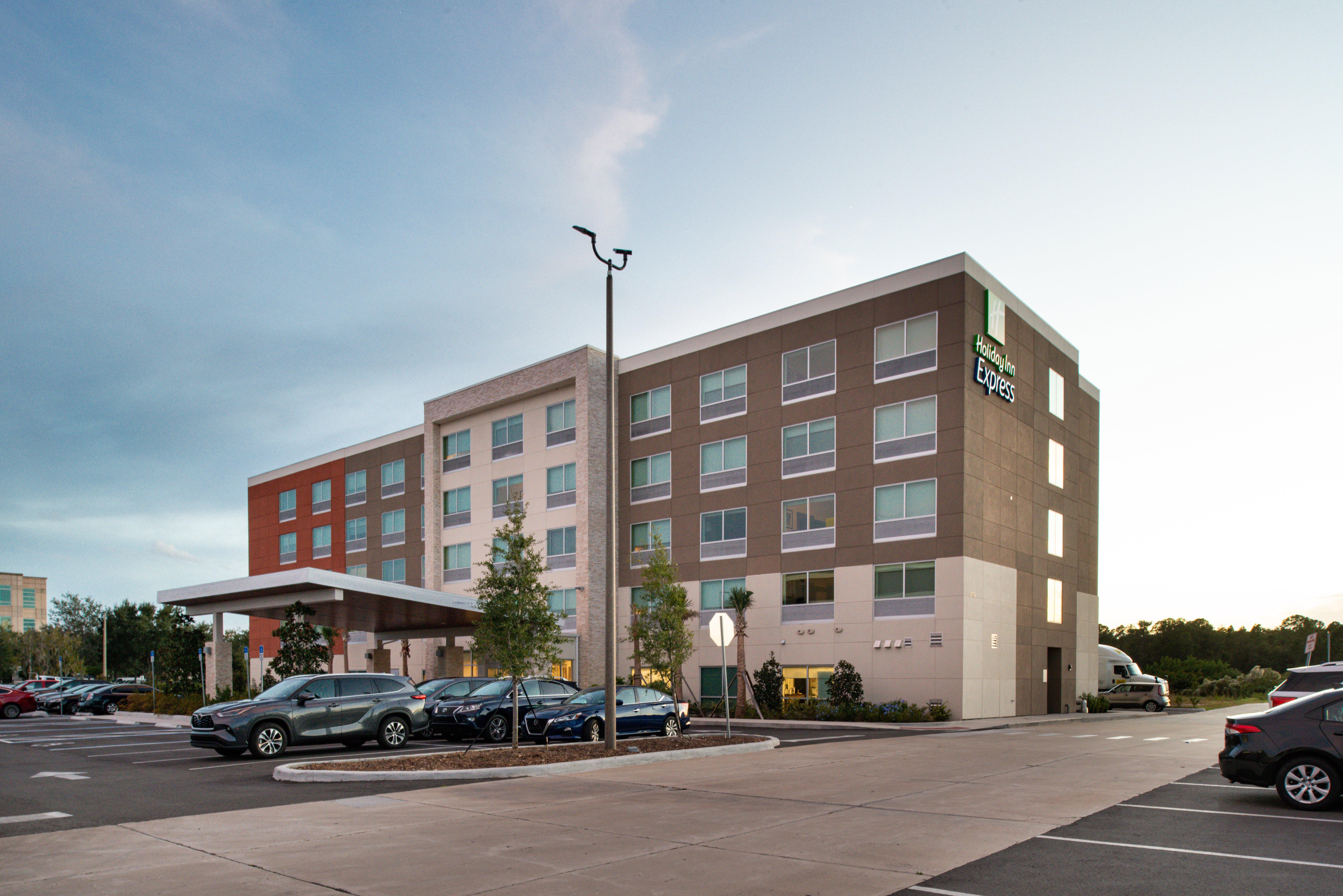 Holiday Inn Express Orlando - South Park By Ihg Williamsburg Екстер'єр фото